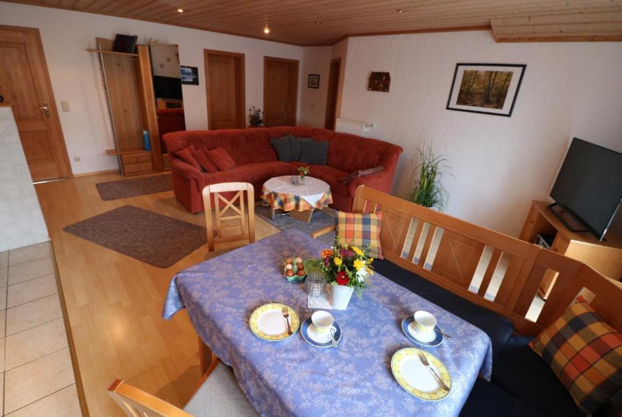 Apartamento Haus Blumenfeld-Schwaiger Übersee Exterior foto